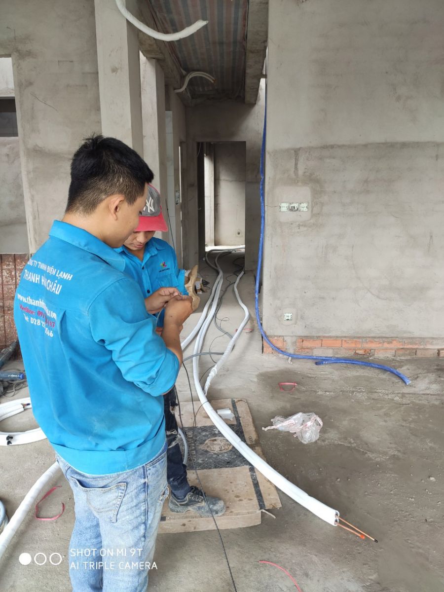 Thi công đường ống máy lạnh
