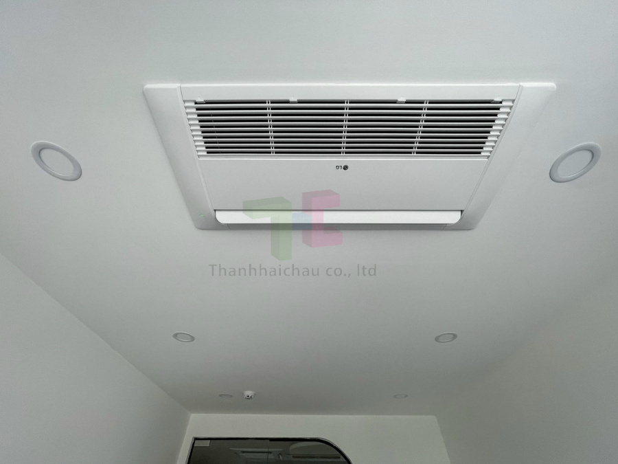 Hoàn thiện lắp đặt máy lạnh âm trần LG 1 hướng thổi