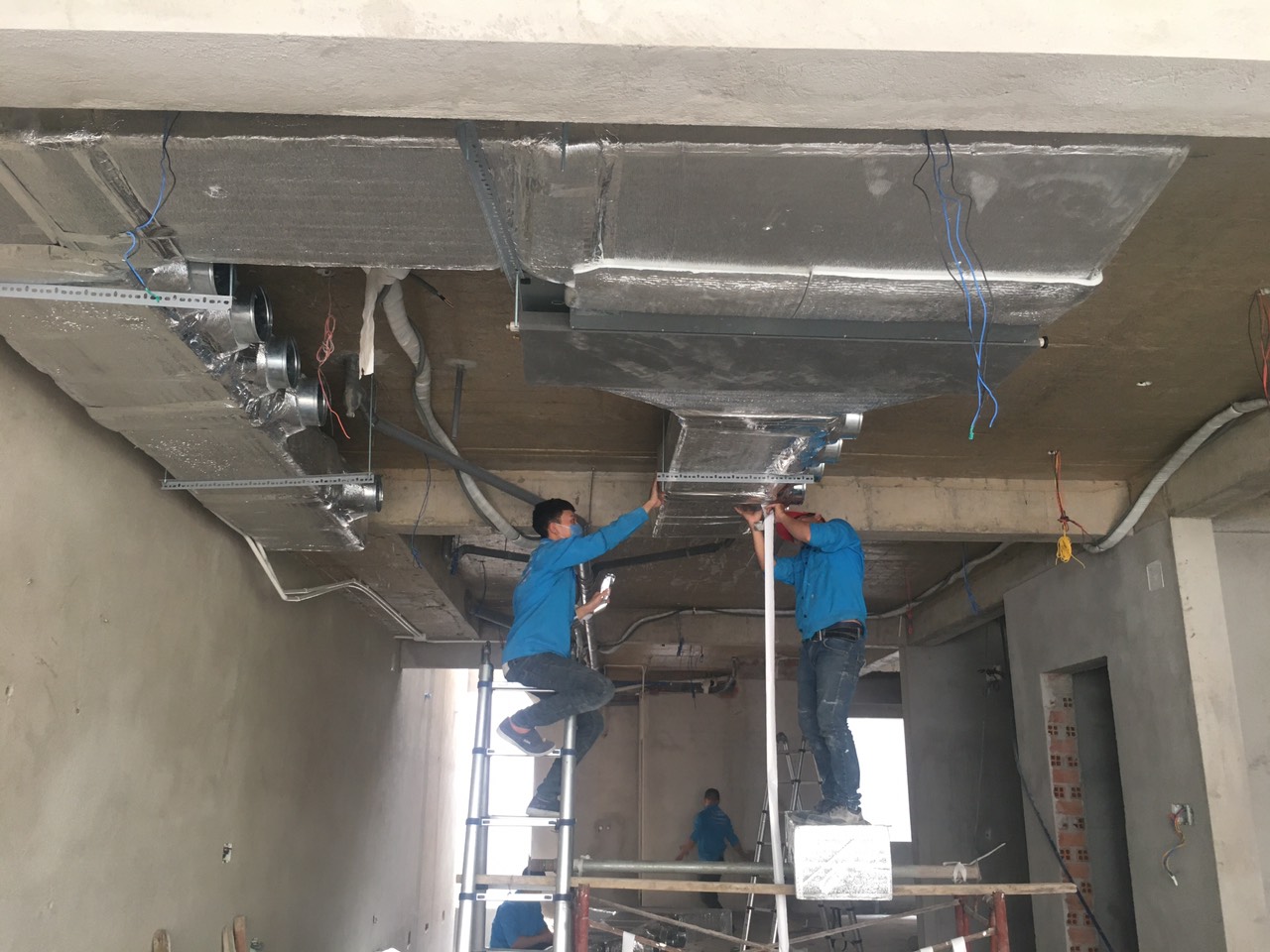 Thi công máy lạnh nối ống gió tại Bình Dương