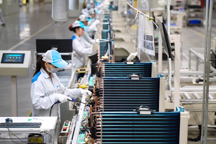 Sản xuất máy lạnh Daikin