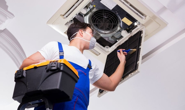 Cách vệ sinh máy lạnh âm trần