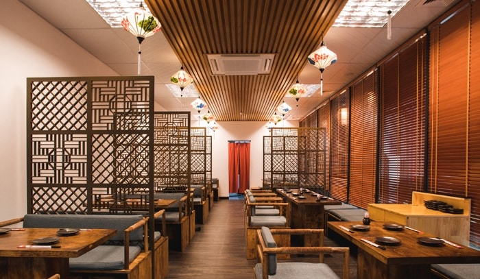 điều hòa âm trần cho nhà hàng quán ăn