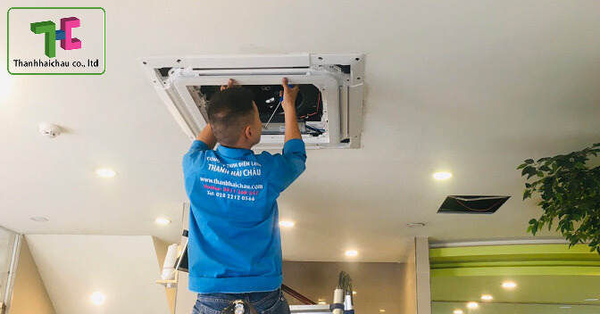 thi công lắp máy lạnh âm trần gree