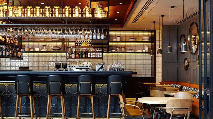 Máy lạnh giấu trần nối ống gió cho quán bar
