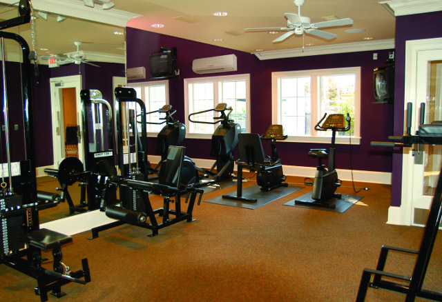 Máy lạnh treo tường cho phòng tập Gym
