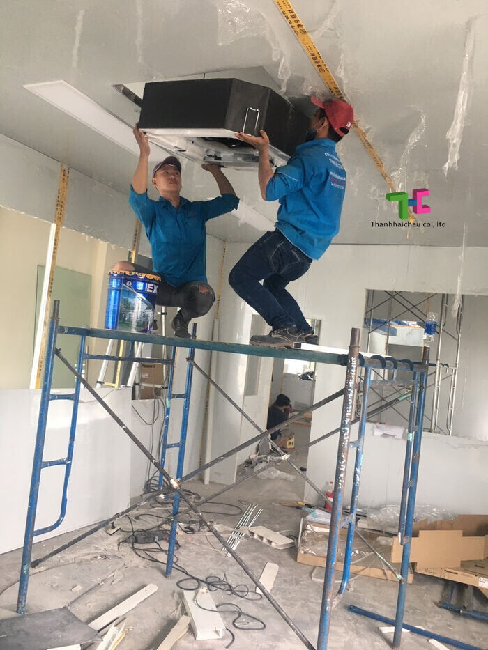 Lắp đặt máy lạnh âm trần Panasonic