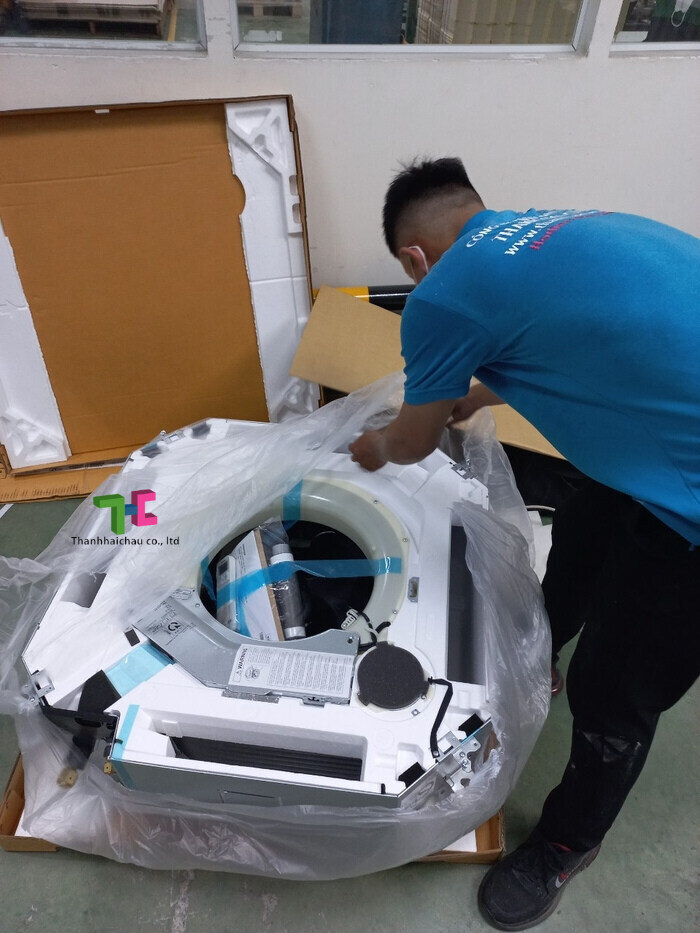Lắp đặt máy lạnh âm trần Toshiba