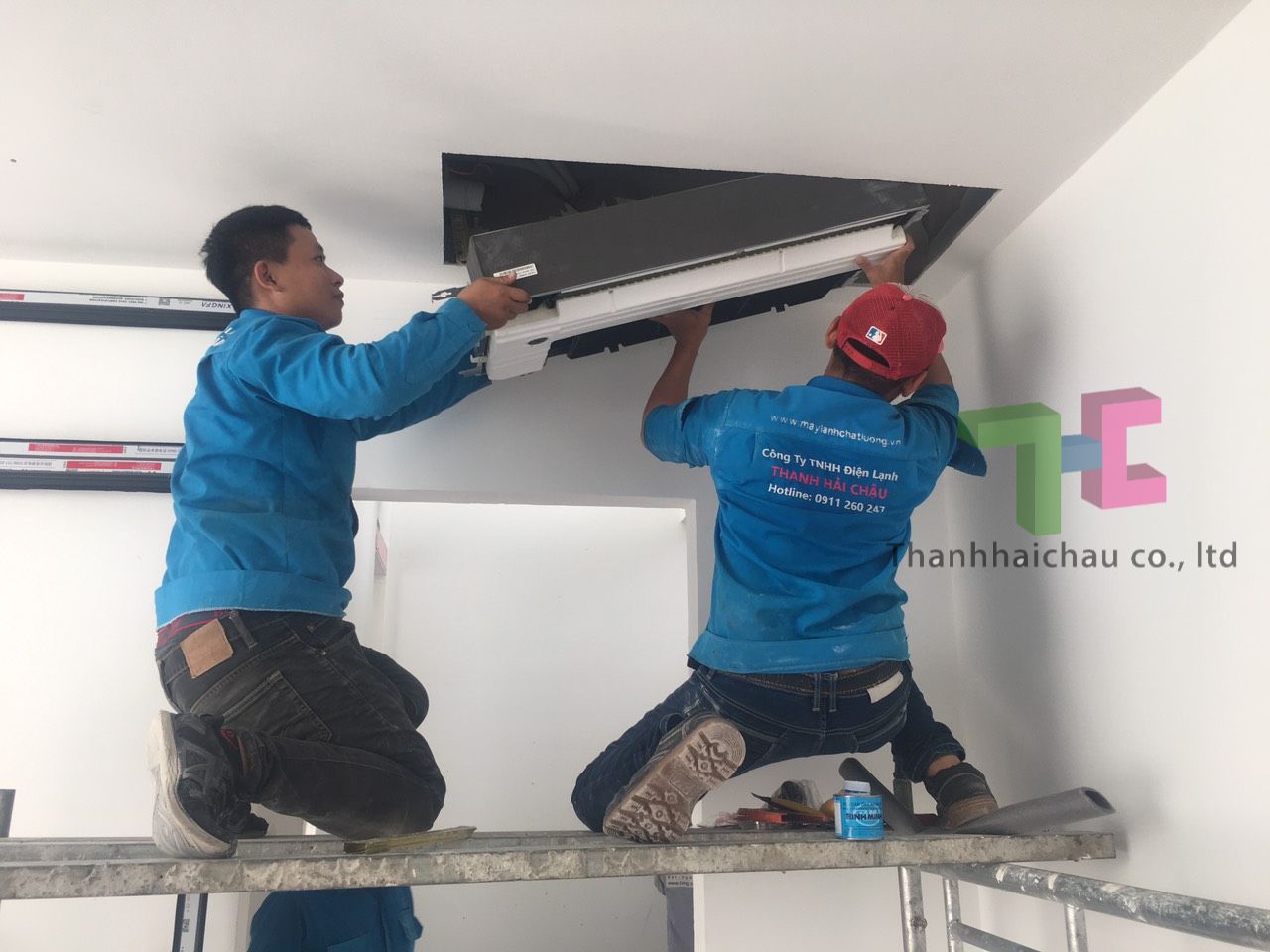 thi công máy lạnh âm trần lg 1 hướng thổi