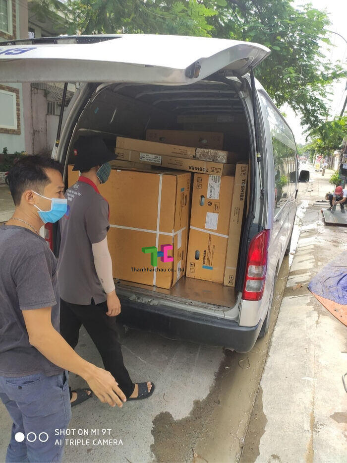 Thi công máy lạnh âm trần Toshiba cho nhà phố