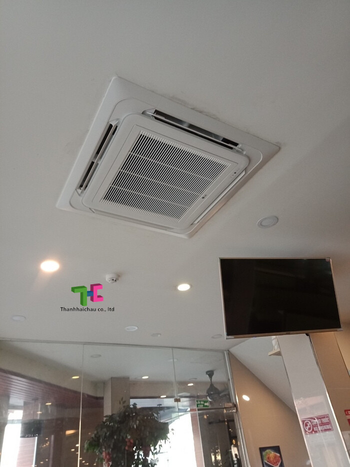 Hoàn thiện lắp đặt máy lạnh âm trần LG cho quán cafe