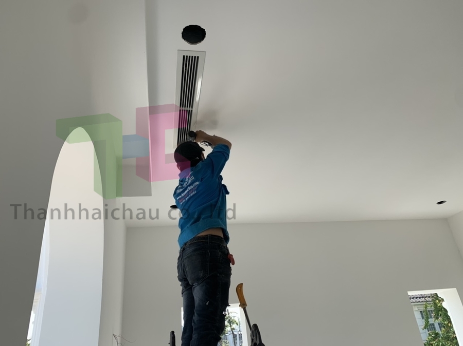 Thi công máy lạnh giấu trần nối ống gió