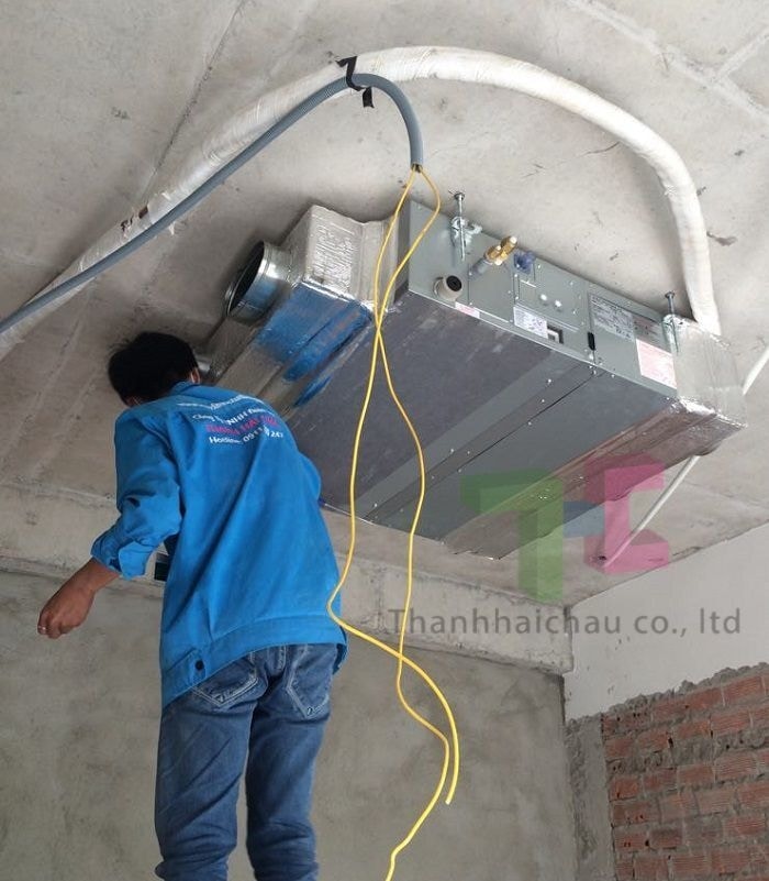 lắp máy lạnh giấu trần dakin 2hp
