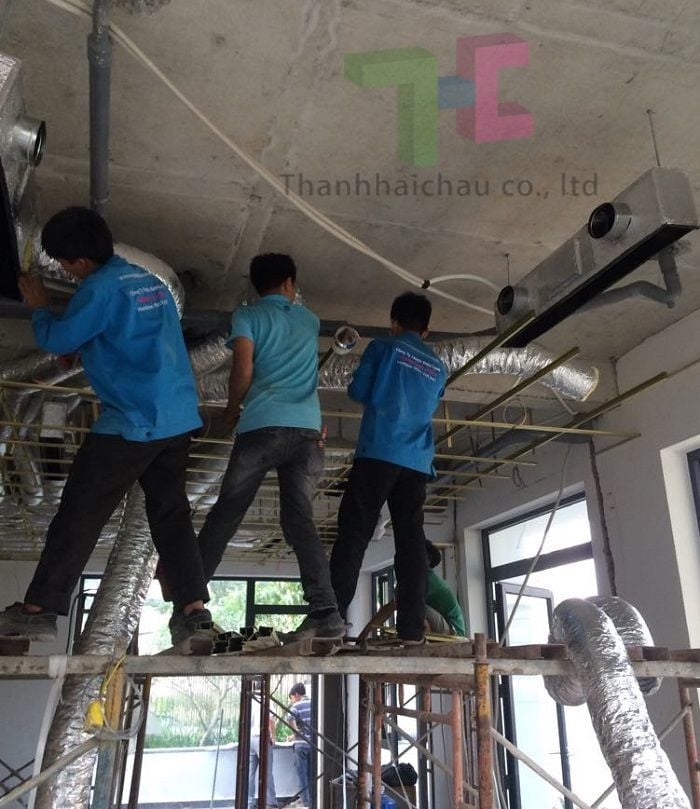 lắp máy lạnh giấu trần daikin 3hp