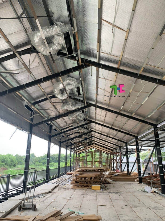 Thi công máy lạnh giấu trần nối ống gió cho nhà hàng