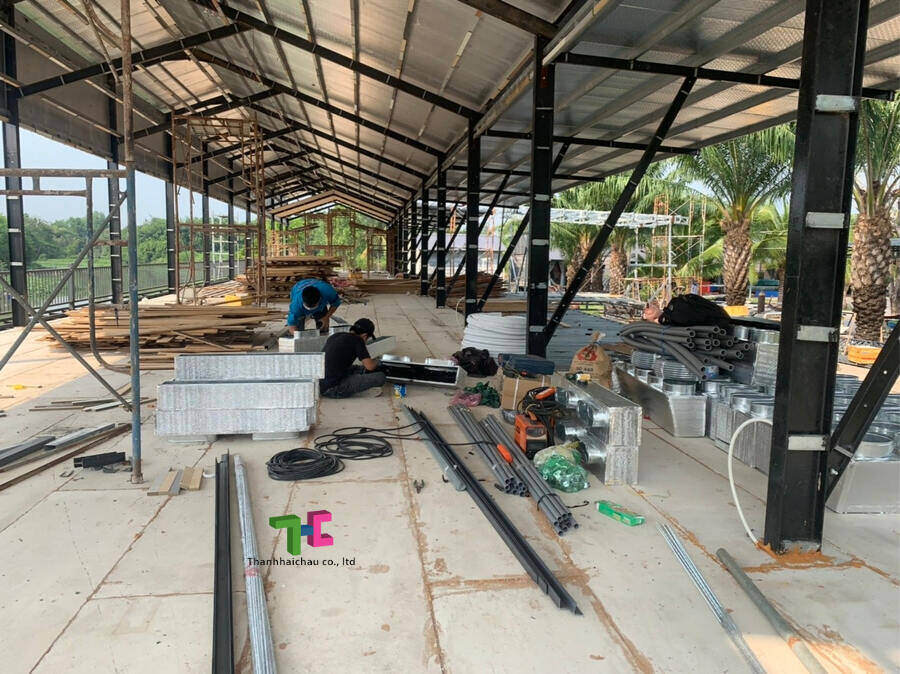 Thi công máy lạnh giấu trần nối ống gió cho nhà hàng