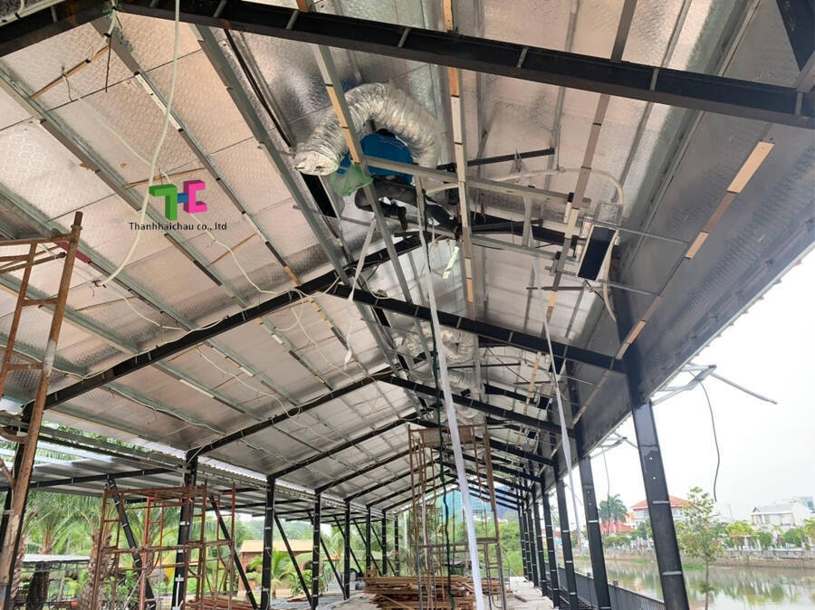 Thi công máy lạnh giấu trần nối ống gió cho nhà hàng