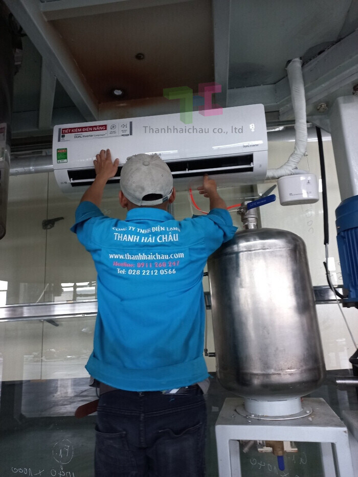 Lắp đặt máy lạnh treo tường LG