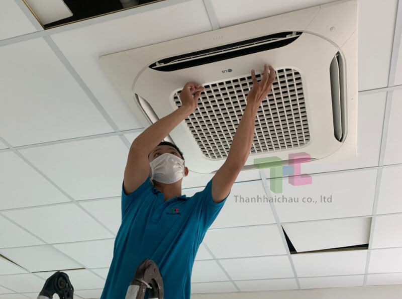 Lắp máy lạnh âm trần LG và treo tường cho Trung tâm ngoại ngữ